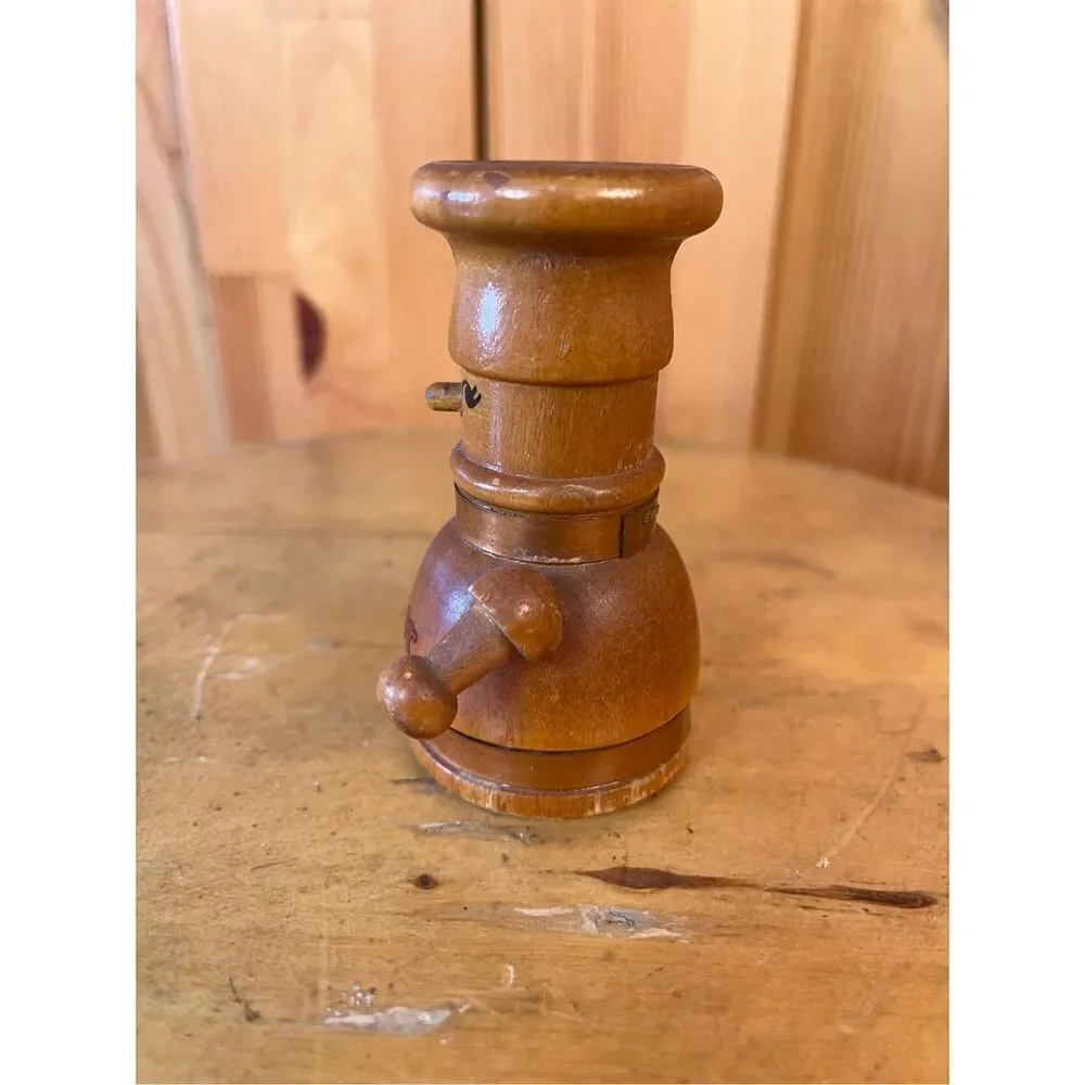 Vintage Wood Robot Pepper Shaker Made in Japan Mid Century Cork Bottom (6839)